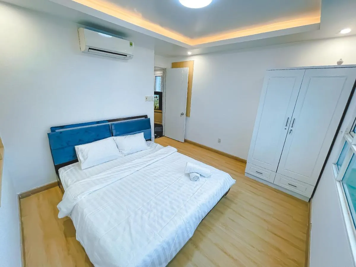 Apartment White Penthouse-Rooftop Pool Private -Central City Ho Chi Minh City