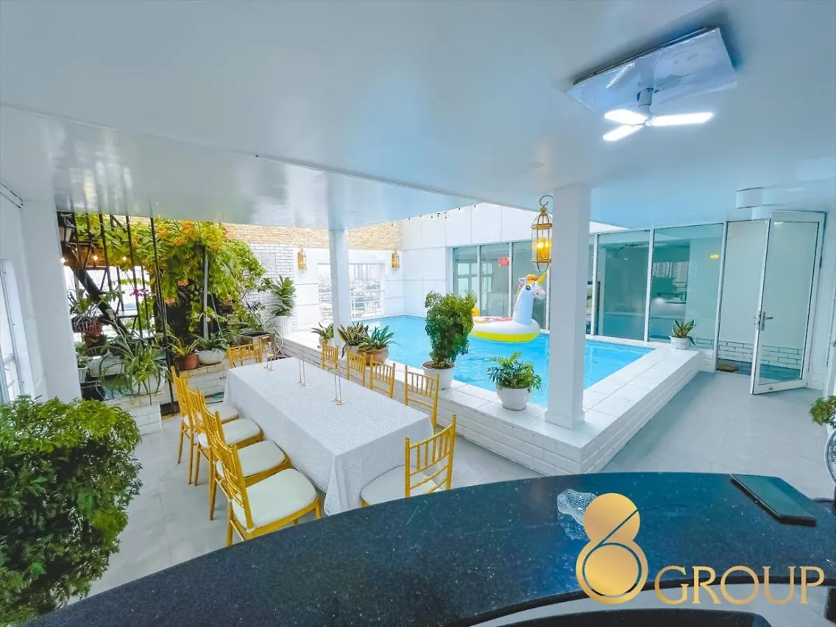 White Penthouse-Rooftop Pool Private -Central City Ho Chi Minh City Apartment