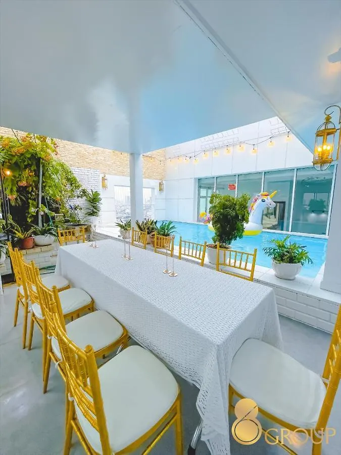 White Penthouse-Rooftop Pool Private -Central City Ho Chi Minh City 0*,  Vietnam