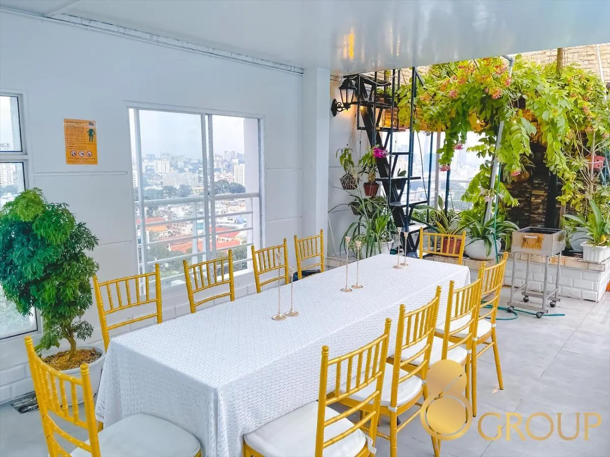 White Penthouse-Rooftop Pool Private -Central City Ho Chi Minh City Vietnam