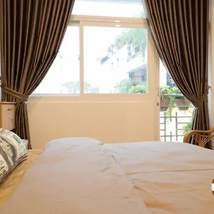 2* Gasthof Saigon April
